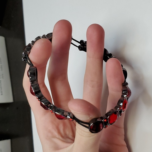 2013 Avon Birthstone color expansion bracelet July - Ruby Color - Picture 3 of 8